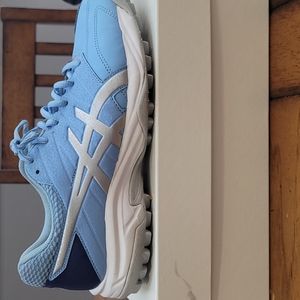 ASICS lacrosse turf cleats